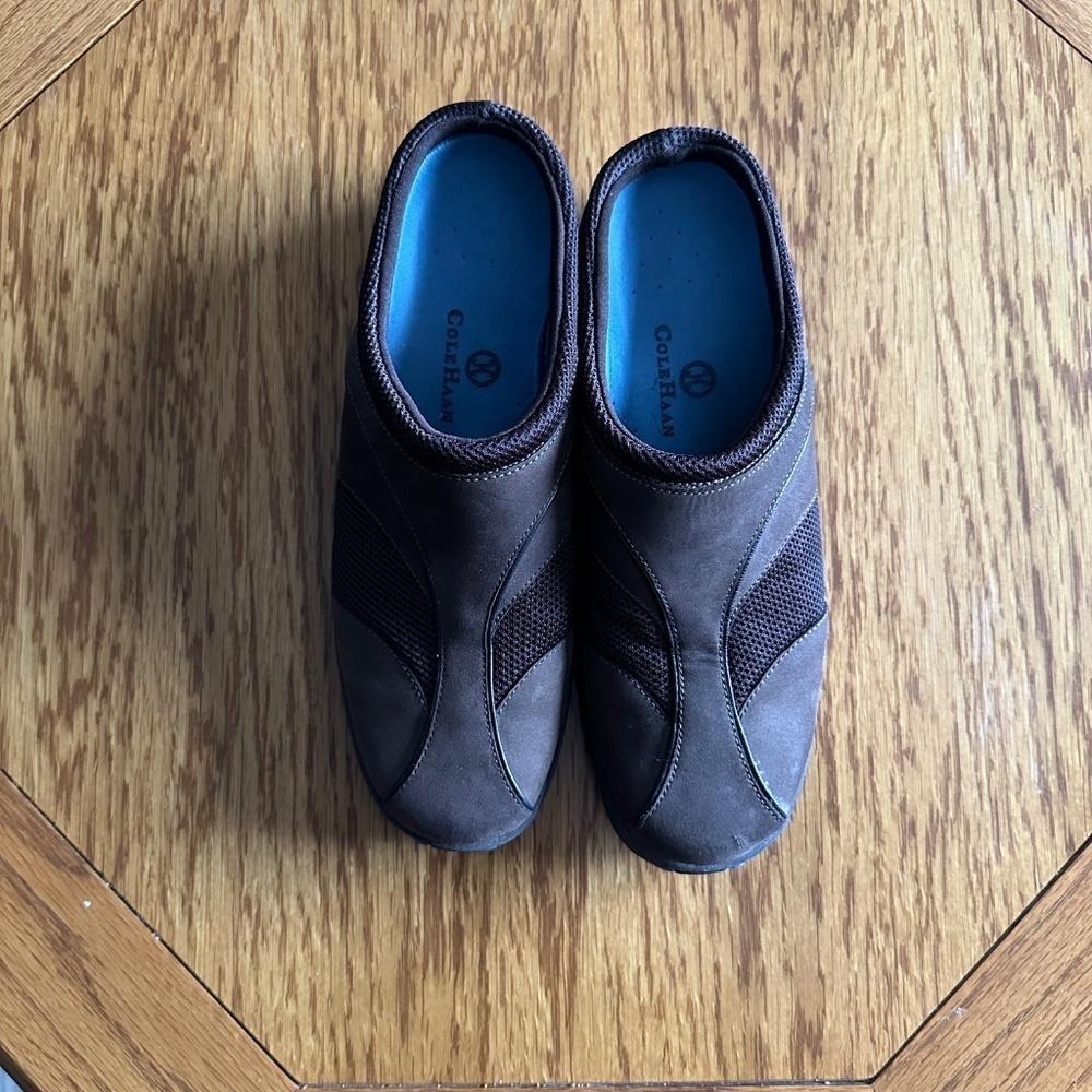 *COLE HAAN* Brown Clogs Size 7.5 - Picture 2 of 8